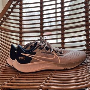 NWOT Nike Penn State Air Zoom Pegasus Sneakers, Men’s Size 10